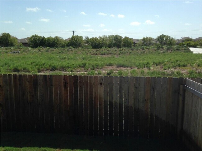 Building Photo - 13701 Abraham Lincoln St