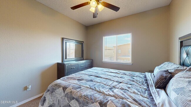 Building Photo - 12231 Tierra Baja Way