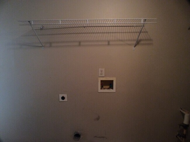 Building Photo - Very Nice 3 Bedroom Home located in Jackson!