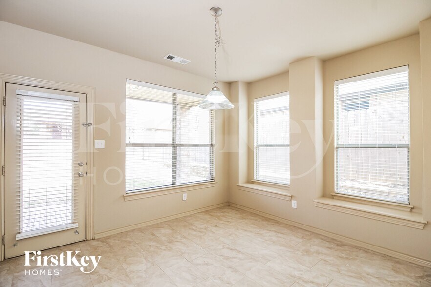 Building Photo - 12832 Travers Trail