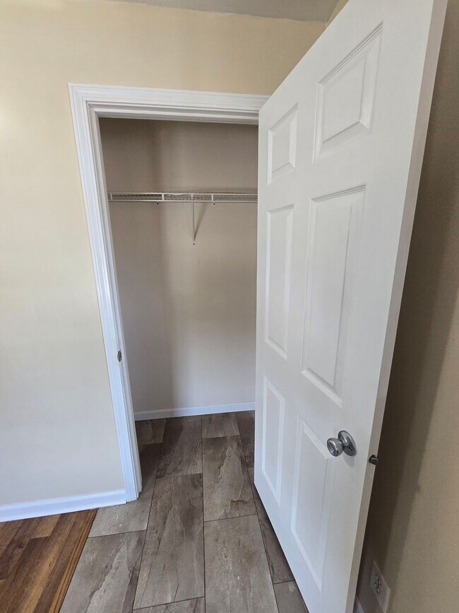 Building Photo - 3334 Michigan St