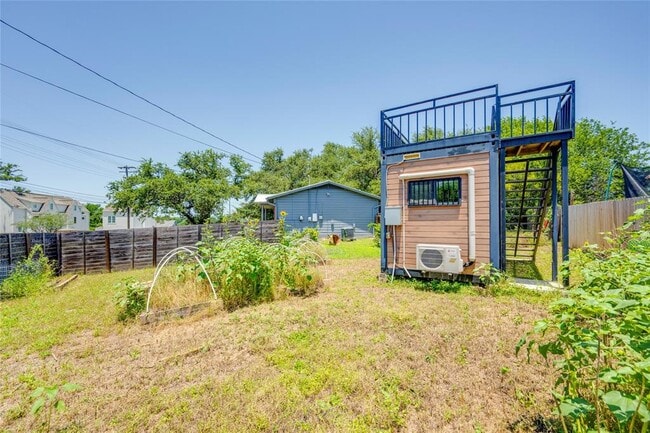 Building Photo - 1707 Overhill Dr