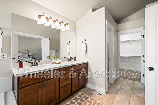 Building Photo - 1406 E 5550 S