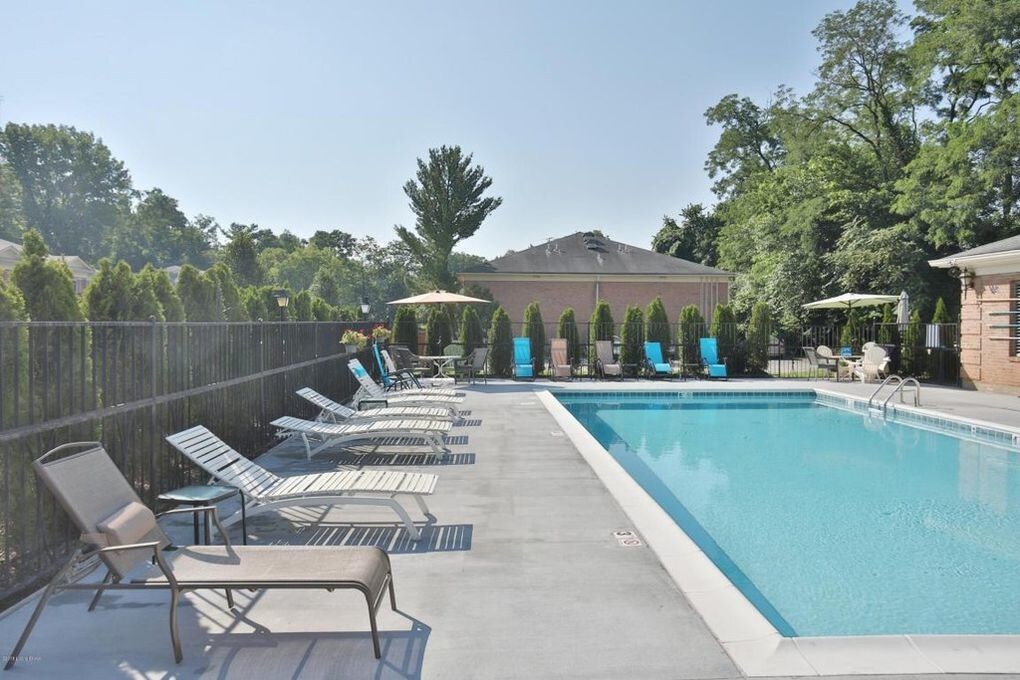 Condo pool open 24/7 "in season" - 509 Highwood Dr