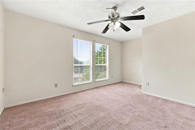 Building Photo - 10870 Willow Meadow Cir