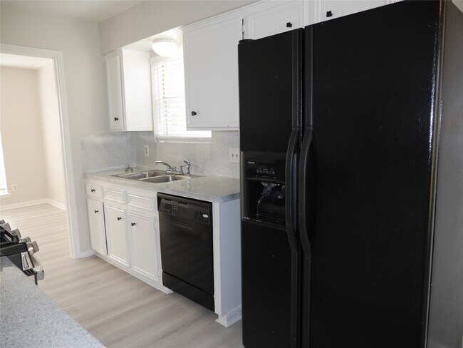 Building Photo - 7410 Canasta Ln