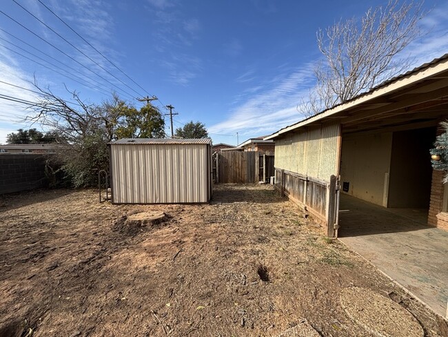 Building Photo - 719 Boyd Ave