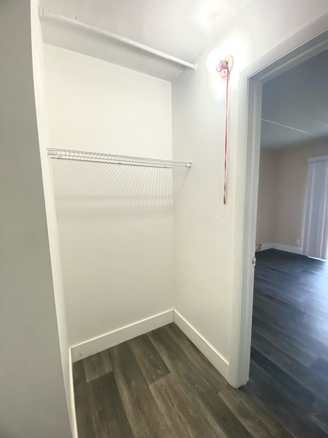 Bedroom Walk-In Closet - 4500 N Flagler Dr