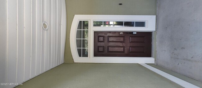 Building Photo - 1035 Beckingham Dr