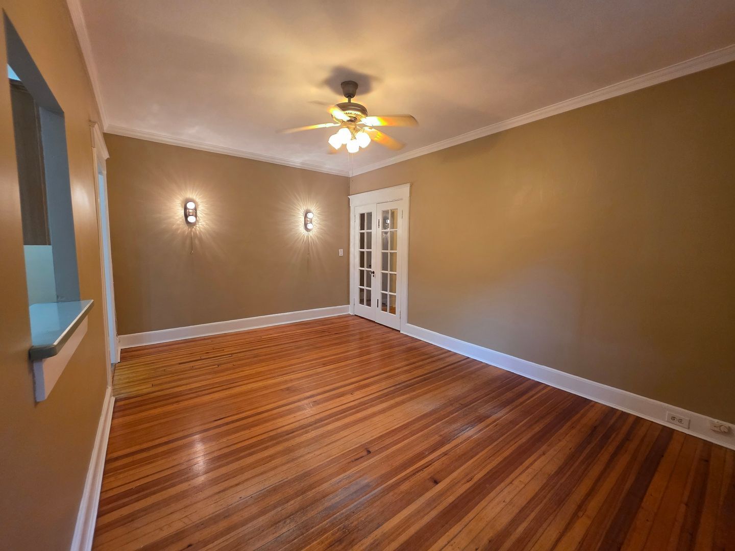 Building Photo - 600 W Olney Rd