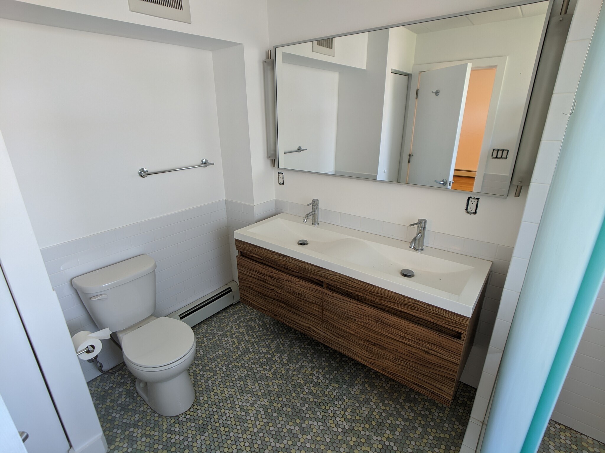 Building Photo - 345 Harvard St