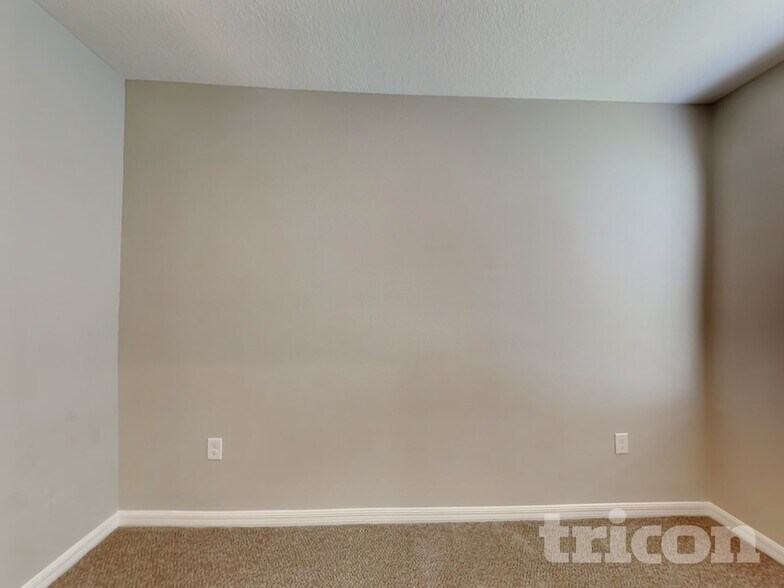 Building Photo - 5765 Arlington River Dr.