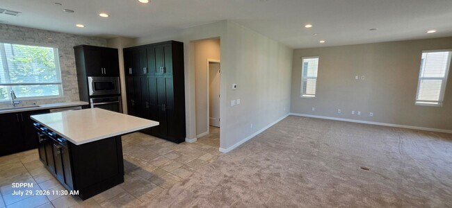 Building Photo - 4S RANCH/ DEL SUR - SAN DIEGO -  Very Nice 4 Bedroom / 4 Bath House.  AVAILABLE NOW!