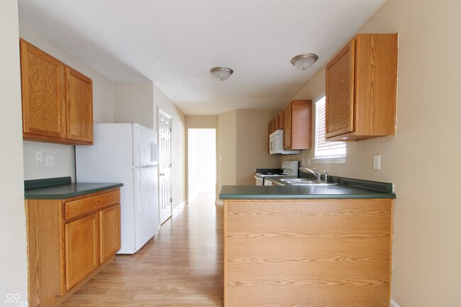 Building Photo - 435 Grabill Dr