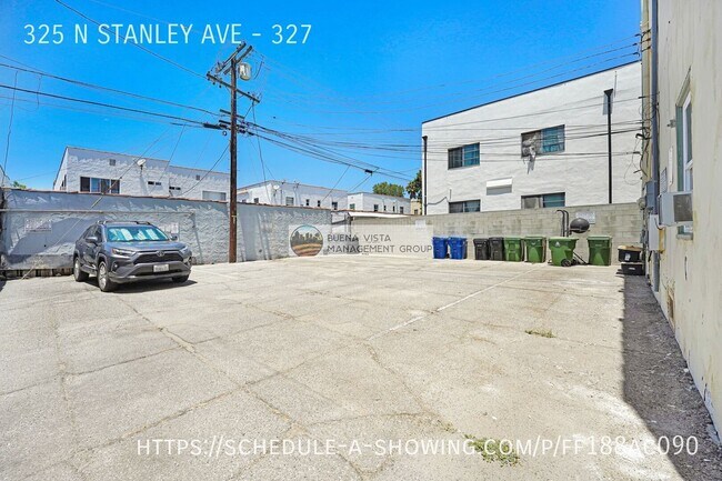 Building Photo - 325 N Stanley Ave