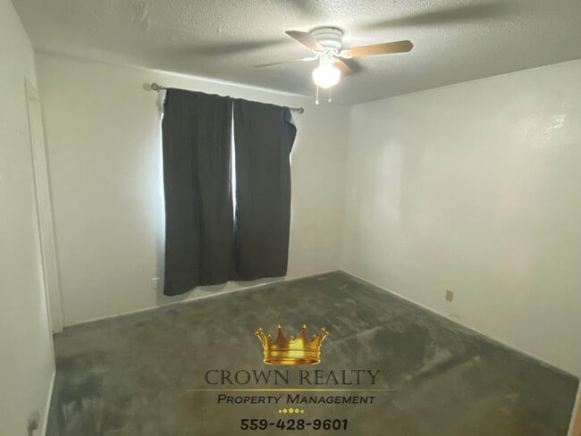 Building Photo - 1129 W Tulare Ave