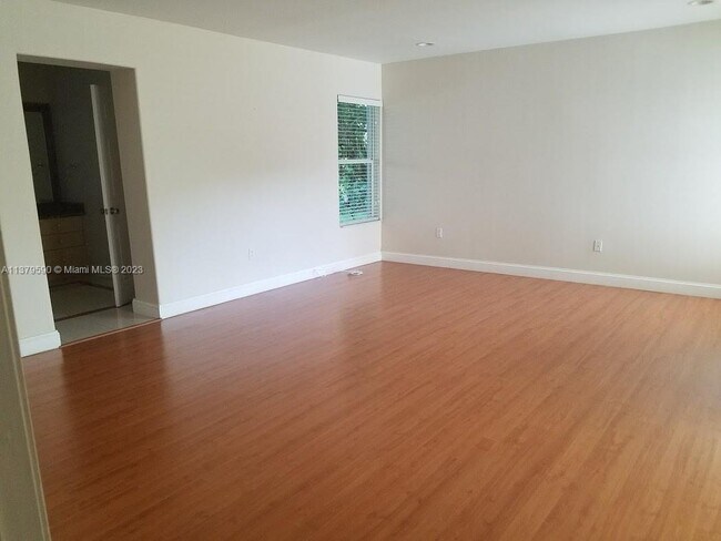 Building Photo - 8700 SW 64th Ave