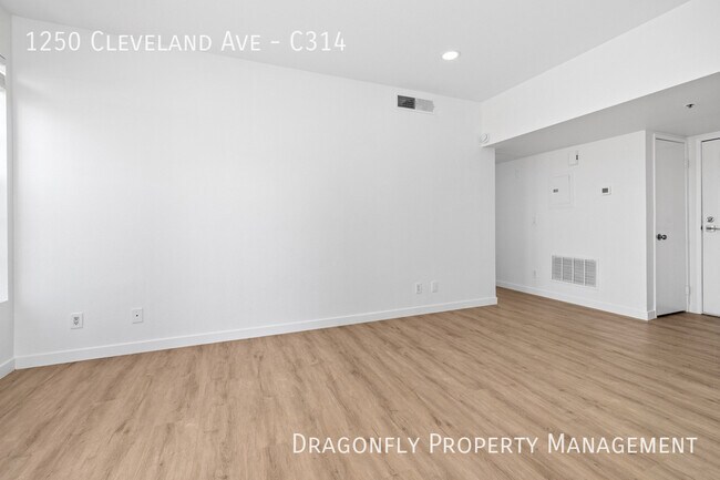 Building Photo - 1250 Cleveland Ave
