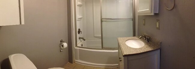 Building Photo - 265 Wyandotte St