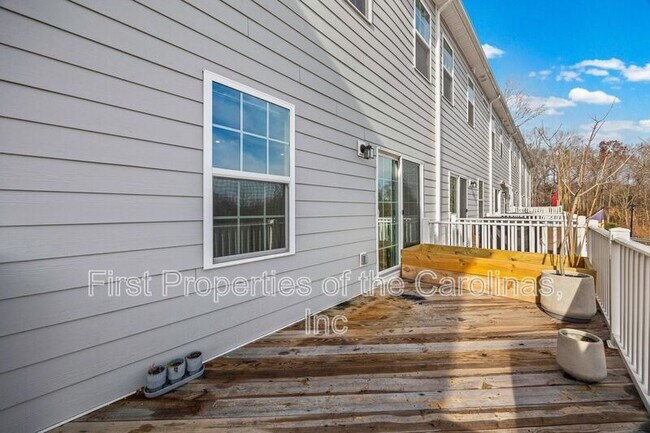 Building Photo - 332 Cramerton Mills Pkwy