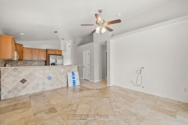 Building Photo - 6673 E Cooperstown Dr