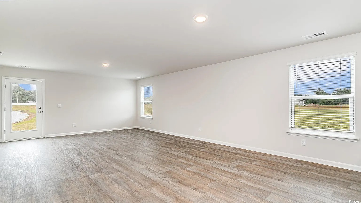 Building Photo - 1850 Castlebay Dr