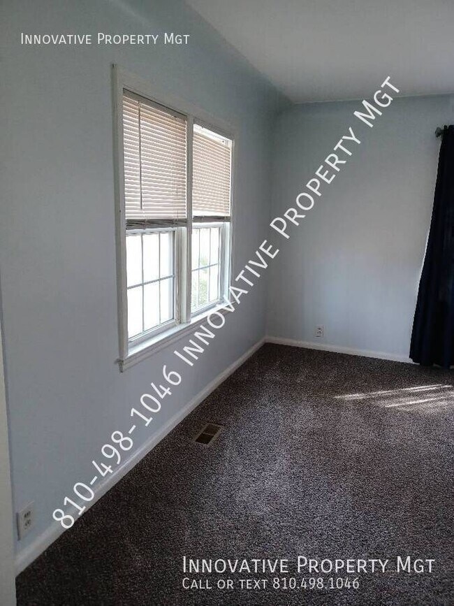 Building Photo - 4354 Elms Rd