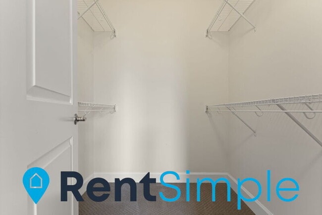 Building Photo - 10520 Ratcliffe Trl