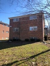 Building Photo - 807 W Madison St