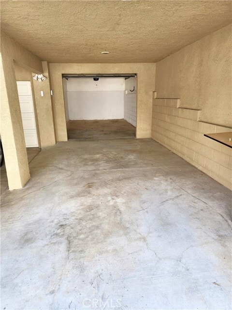 Building Photo - 504 Dahlia Ave