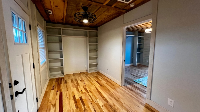 Building Photo - 3320 Sullivan Rd