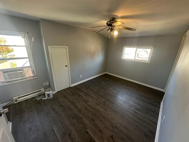 Building Photo - 6183 N 38th St