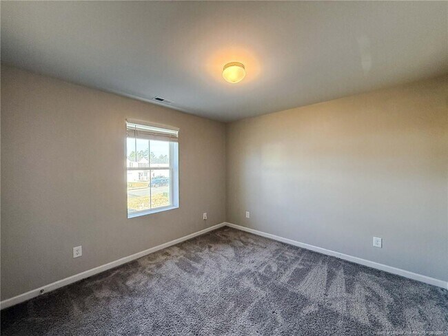 Building Photo - 475 Walters Run Dr