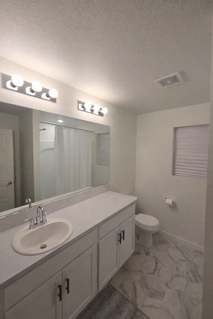 Primary bathroom - 249 Cardinal St