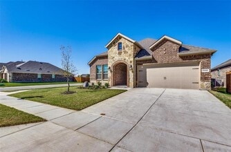 Building Photo - 3205 Platinum Rd