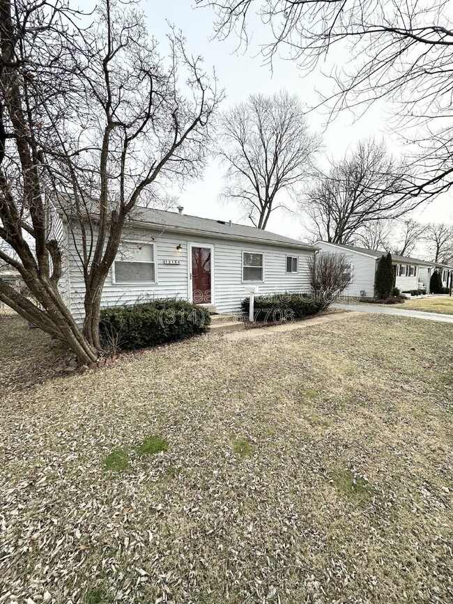 Building Photo - 12154 Parkwood Pl