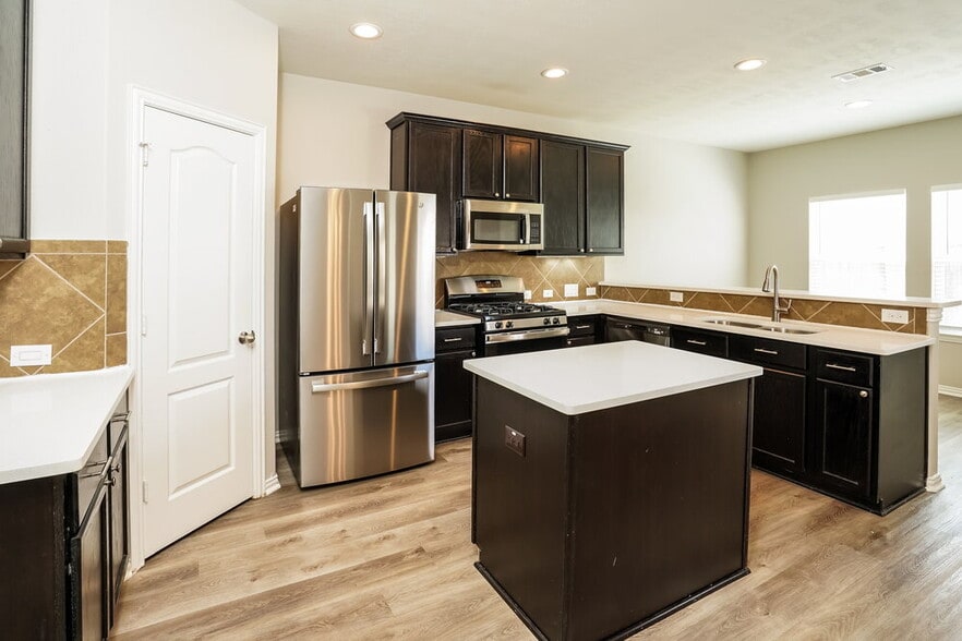 Building Photo - 5109 Caldera Ct