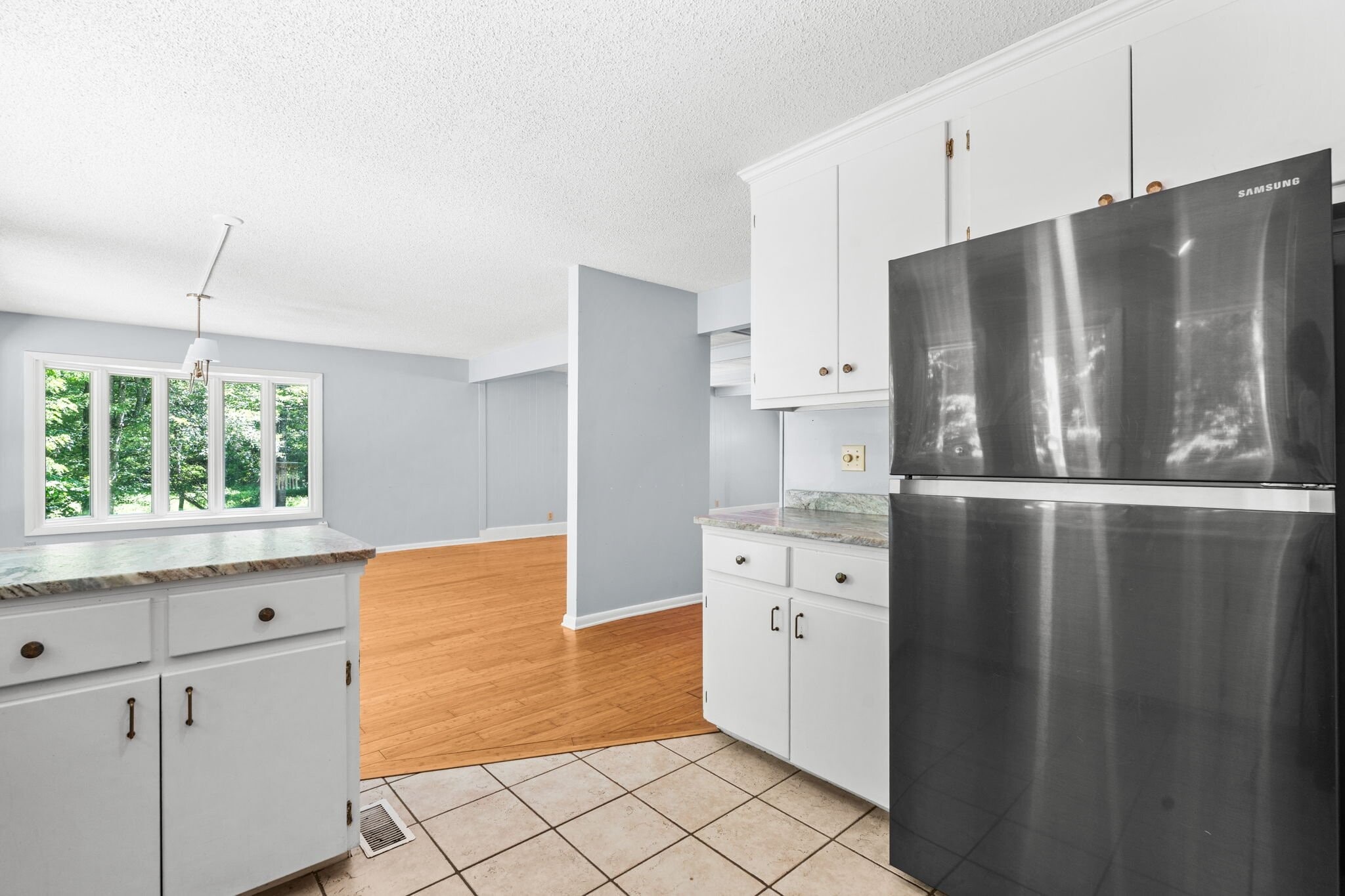 Building Photo - 864 Trojan Horse Cir