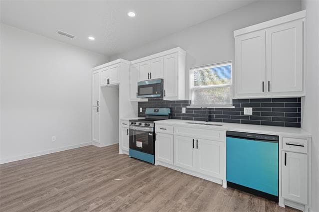 Building Photo - 3305 Stevens St