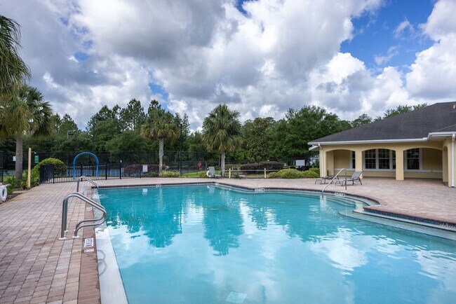 Building Photo - 2/2.5 Townhome in Sorrento