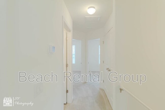 Building Photo - 109 Oxfordshire St