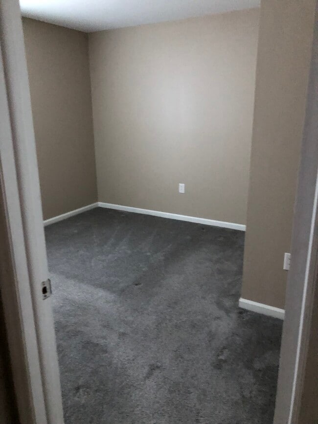Building Photo - 1676 Chadwick Cir