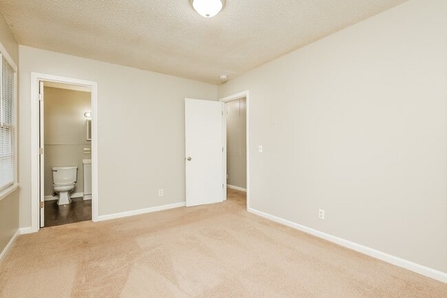 Building Photo - 1326 Jackwood Ct