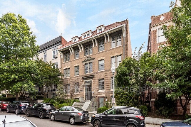 Building Photo - 1829 California St NW