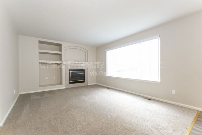 Building Photo - 10580 Garfield St