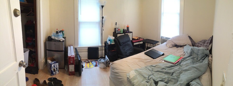 bedroom #3 - 543 W Mifflin St