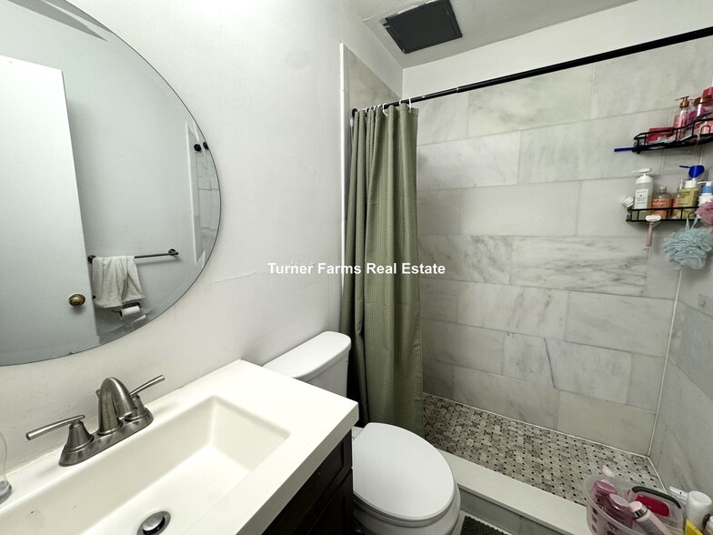 Building Photo - 772 Columbus Ave