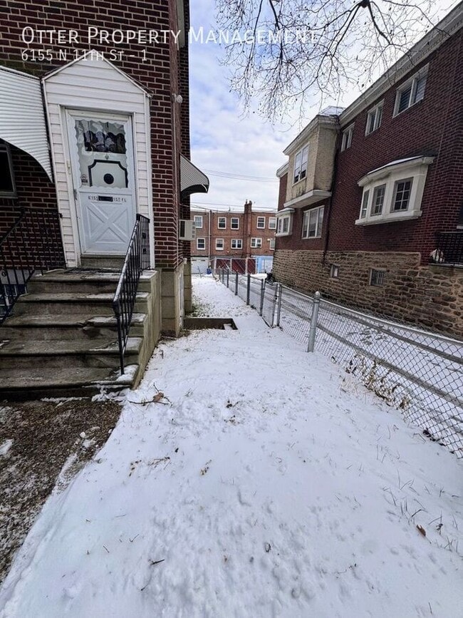 Building Photo - 6155 N 11th St