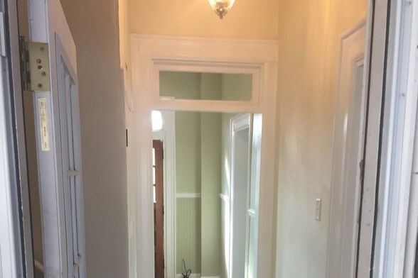 Building Photo - 811 Sarah St