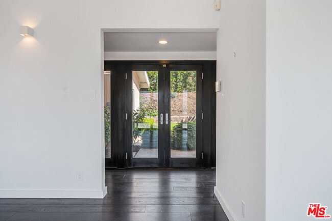 Building Photo - 17921 Vicino Way